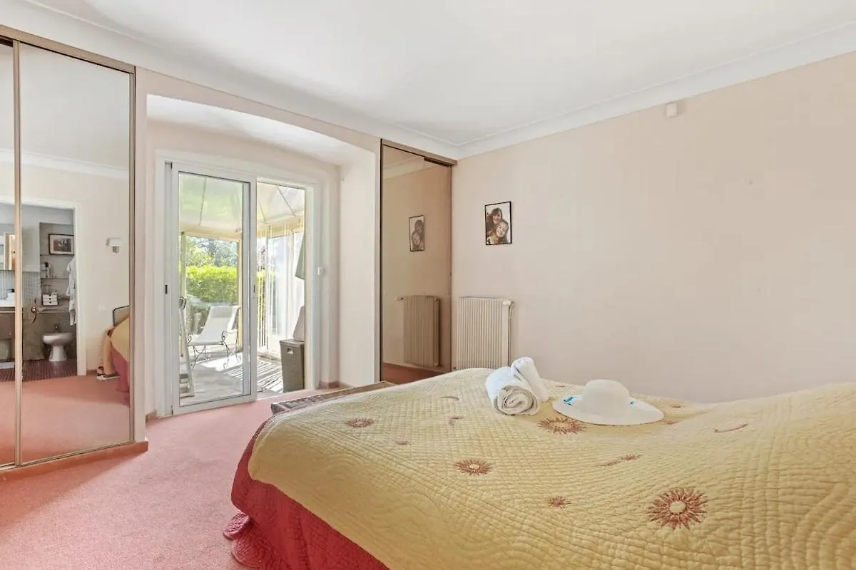 Villa 4 Chambres - Piscine - Parking - Clim Saint-Raphaël 法国