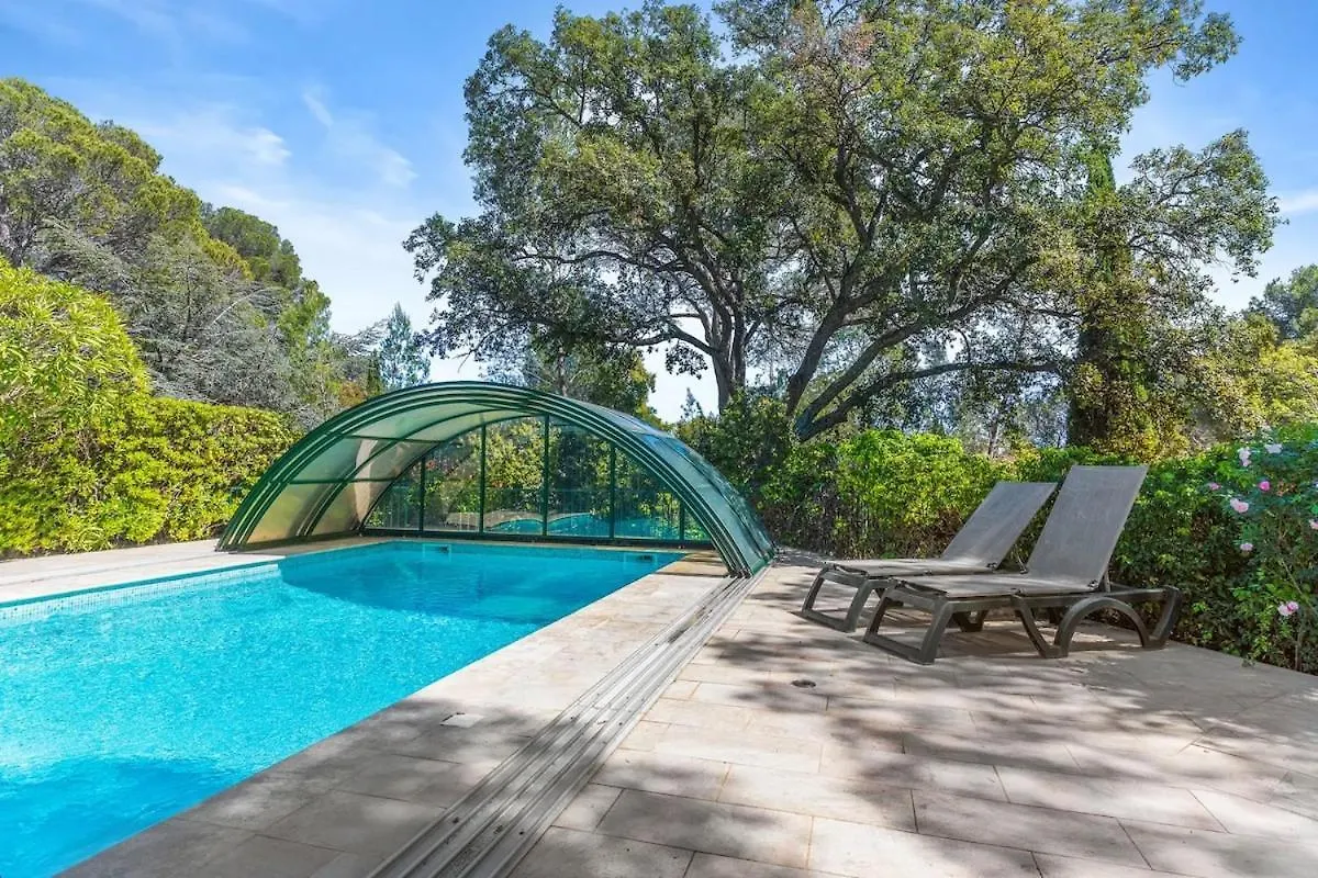 Villa 4 Chambres - Piscine - Parking - Clim Saint-Raphael  Saint-Raphael (Var)