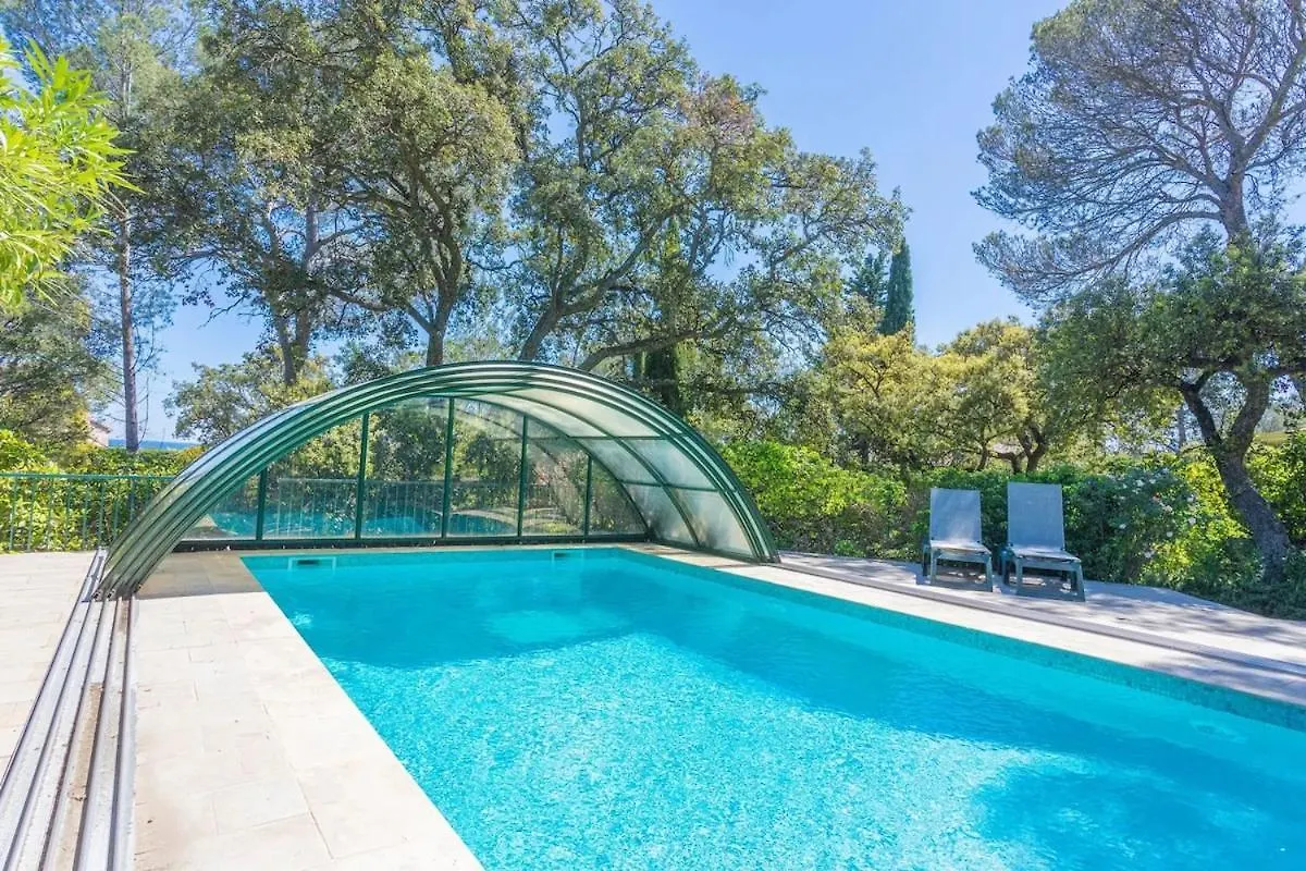 Villa 4 Chambres - Piscine - Parking - Clim Saint-Raphael  Saint-Raphael (Var)
